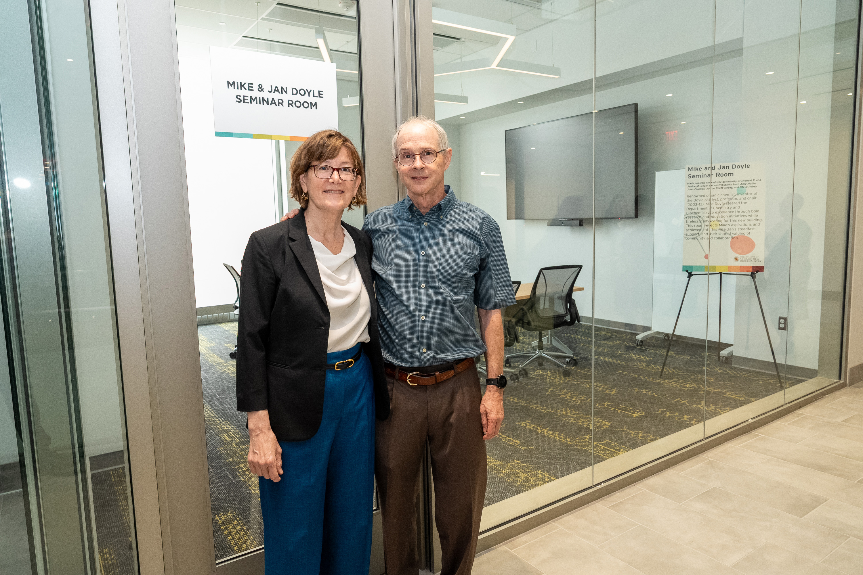 Janice Reutt-Robey (left) and Steven Robey