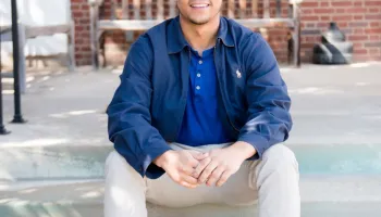 Alumnus Jonathan Mevs Reflects on First Year of Teaching High School