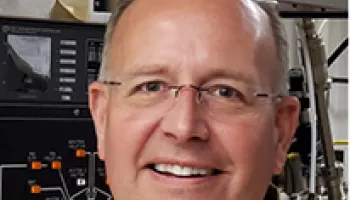 Quantum Materials Center’s Silent Hero Recognized with College Award