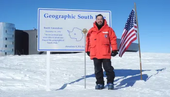 Gregory Sullivan Named 2024 Distinguished Scholar-Teacher