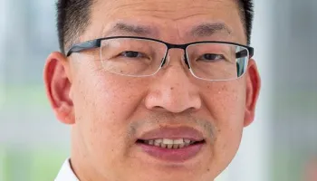 Chemistry & Biochemistry’s Lai-Xi Wang Named Distinguished University Professor