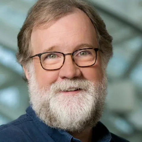 Sean Carroll headshot