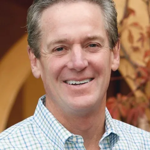 Nick Simon headshot