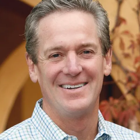 Nick Simon headshot