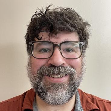 Vincent Lyzinski headshot