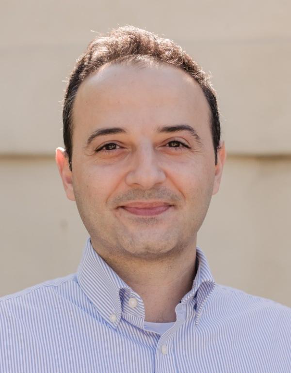 Kemal Davaslioglu Photo
