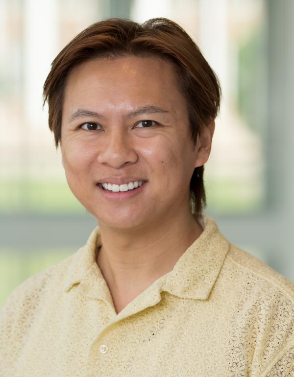 Jason Dinh headshot