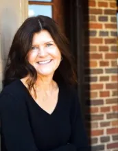 Wendy Loughlin Headshot
