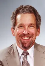 Robert Dorfman headshot