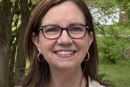 Kara Hoffman headshot