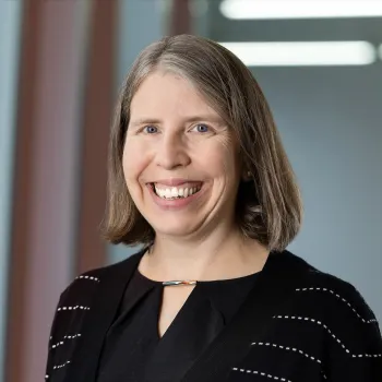 Gretchen Campbell headshot