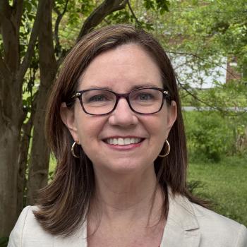 Kara Hoffman headshot