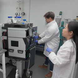 Ling Hao working in the lab