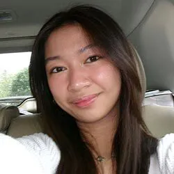 Toni Tan headshot
